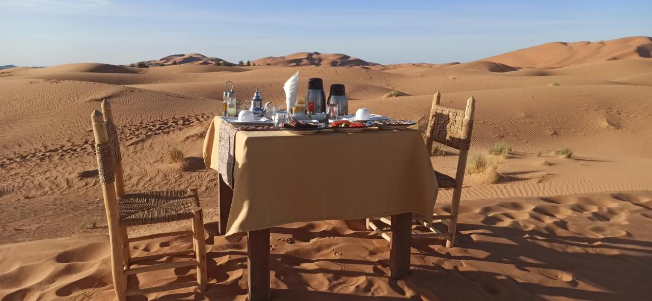 Sahara Dunes Luxury Camp Merzouga Extérieur photo
