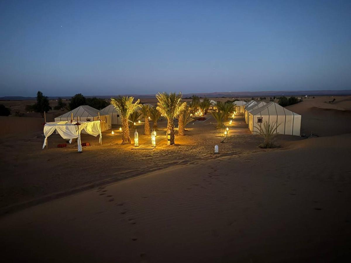 Sahara Dunes Luxury Camp Merzouga Extérieur photo