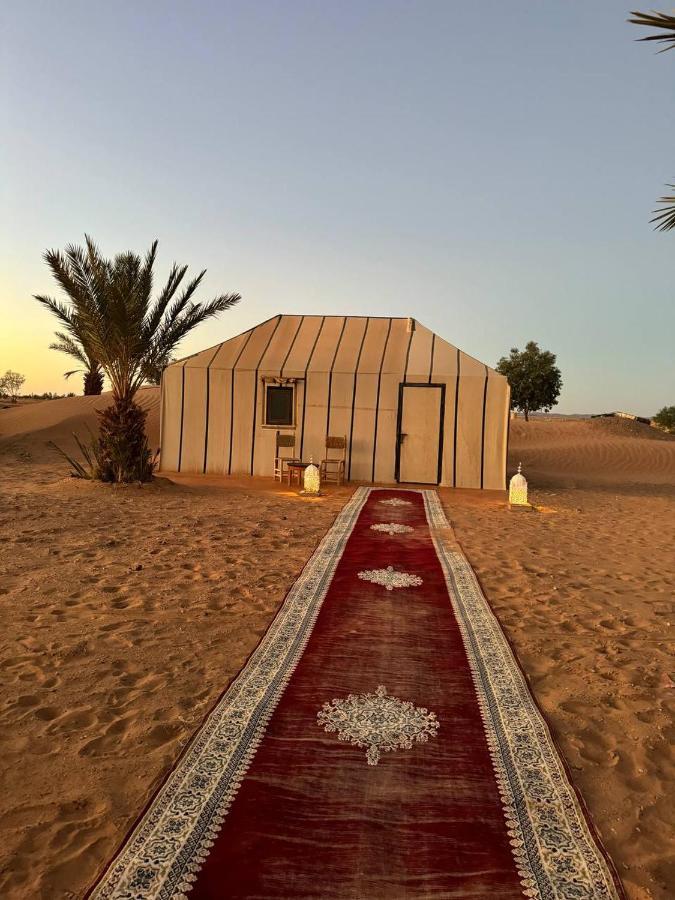 Sahara Dunes Luxury Camp Merzouga Extérieur photo