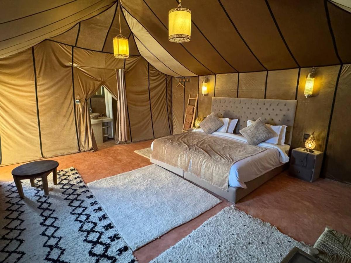 Sahara Dunes Luxury Camp Merzouga Extérieur photo