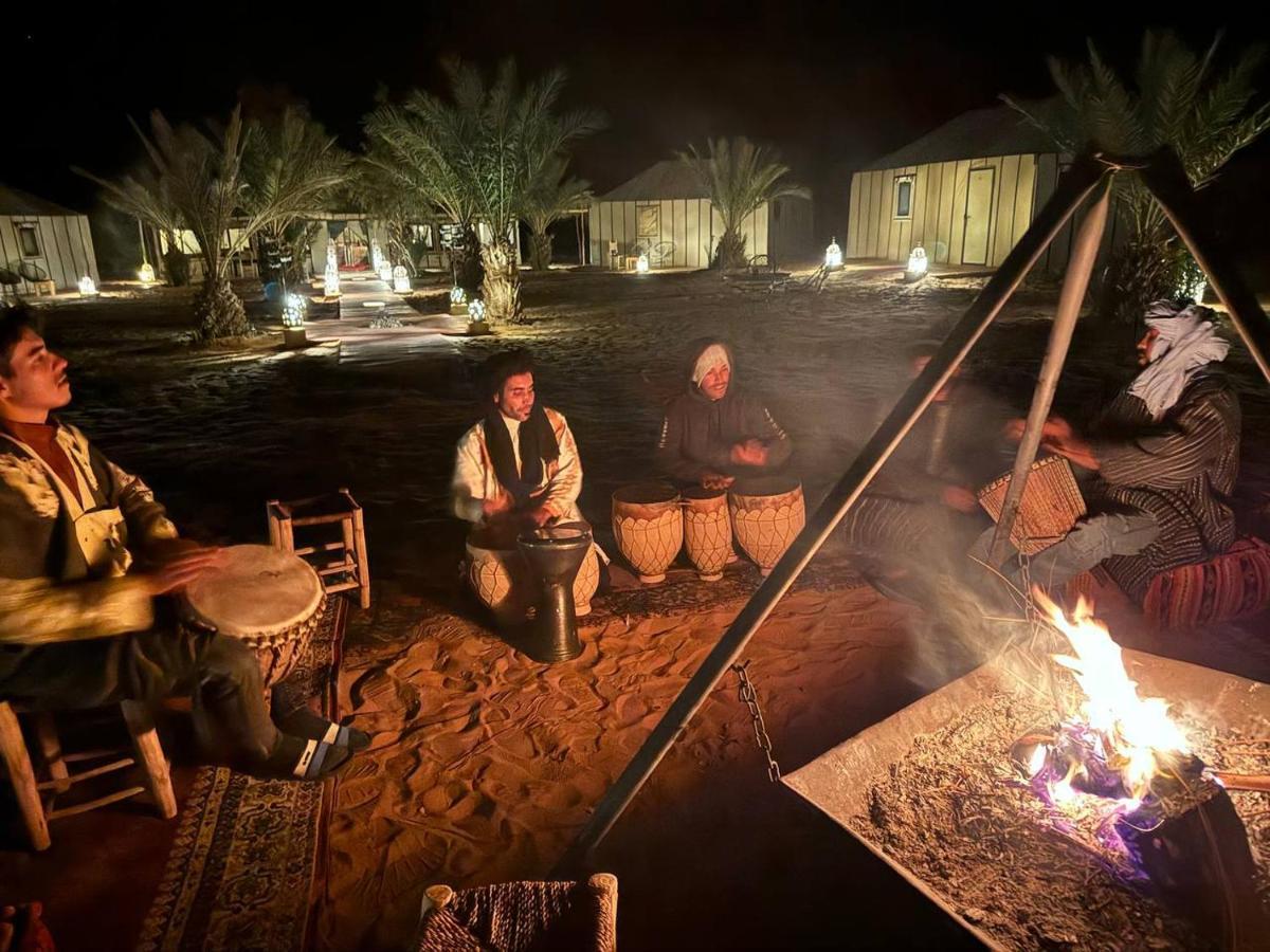 Sahara Dunes Luxury Camp Merzouga Extérieur photo