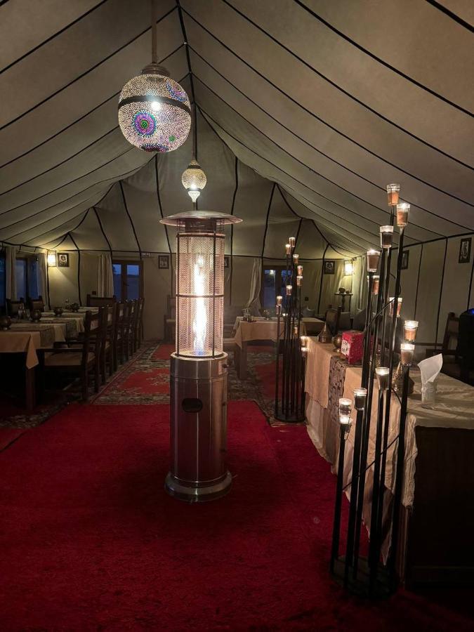 Sahara Dunes Luxury Camp Merzouga Extérieur photo