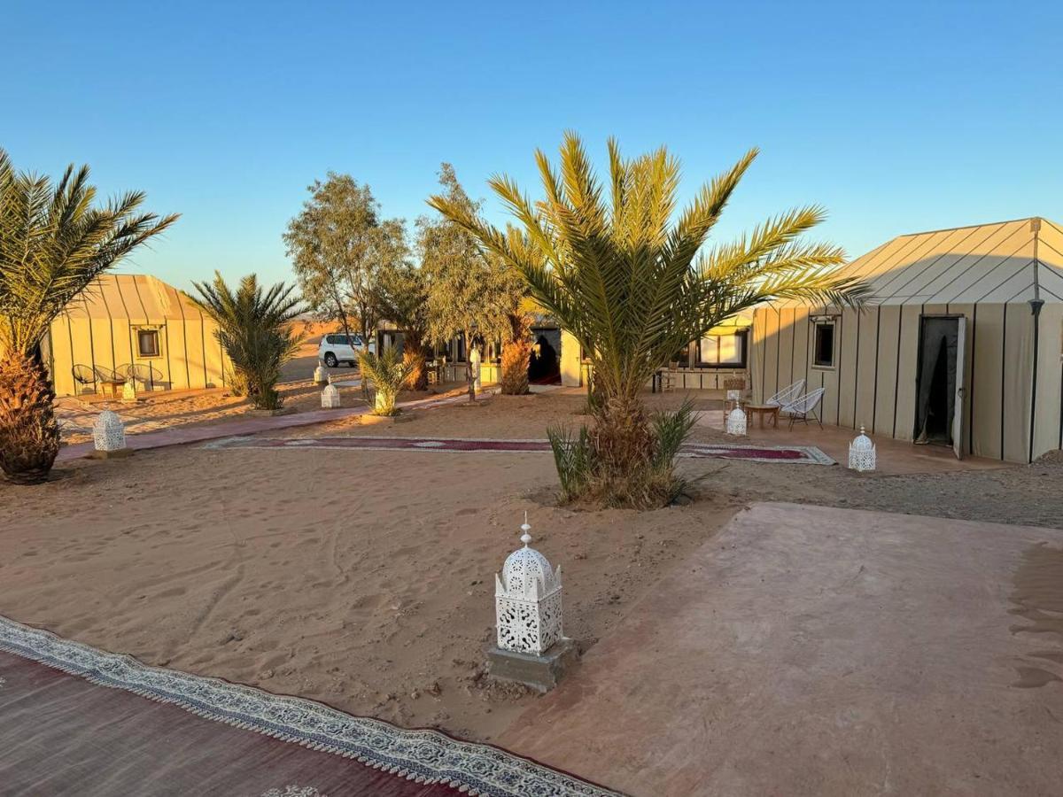 Sahara Dunes Luxury Camp Merzouga Extérieur photo