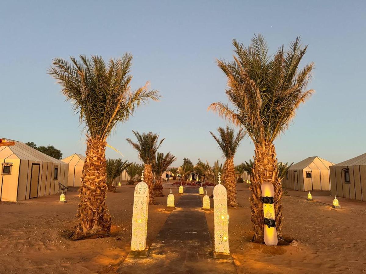 Sahara Dunes Luxury Camp Merzouga Extérieur photo